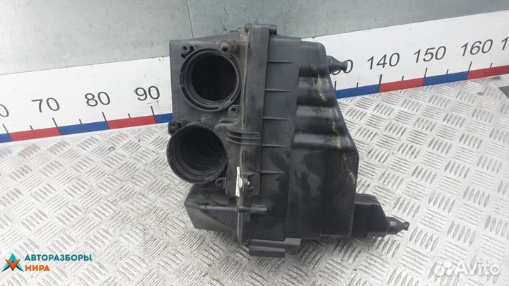 Корпус воздушного фильтра Land Rover Discovery 4