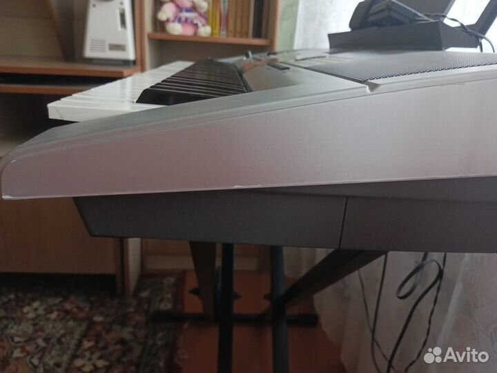 Синтезатор Yamaha psr E403