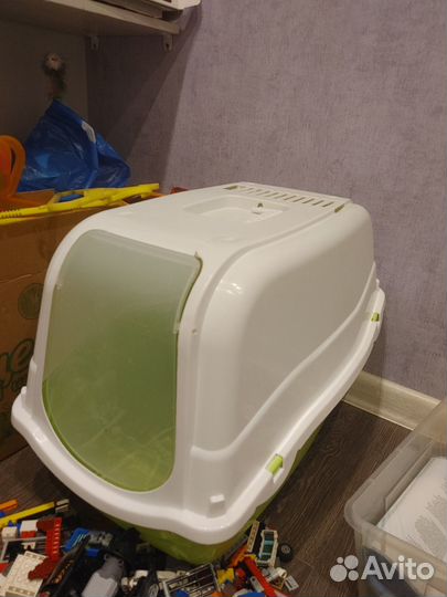 Закрытый лоток для кошек большой