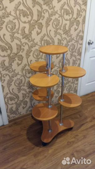 Подставка для цветов напольная