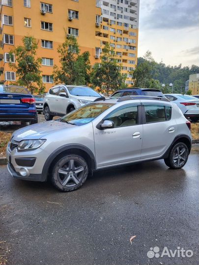 Renault Sandero Stepway 1.6 AT, 2016, 64 000 км