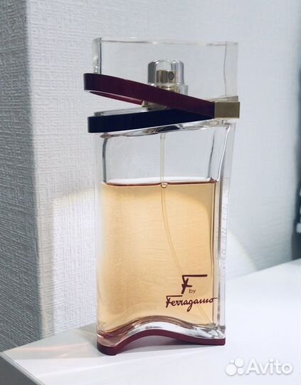 Парфюмированная вода женская Ferragamo