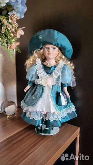 Кукла фарфоровая коллекционная ремеко