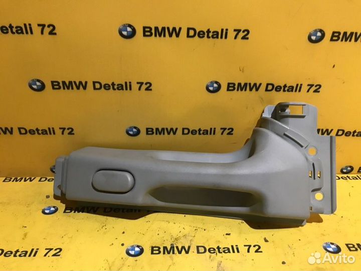 Ручка сдвижной двери правая Mercedes Viano W639