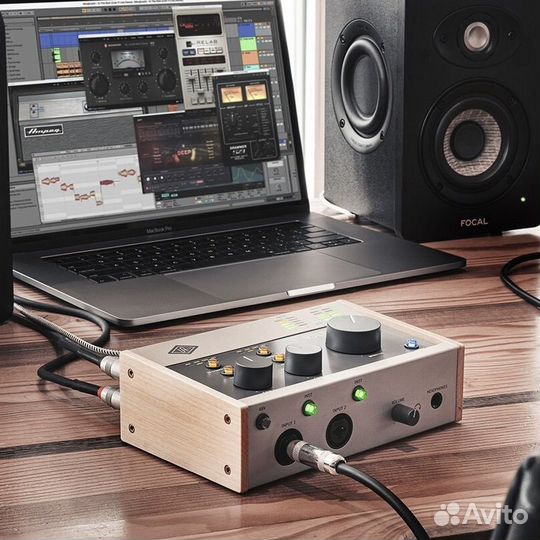 Аудиоинтерфейс Universal Audio volt 276