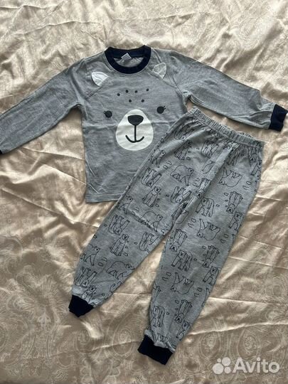 Костюмы, пижамы