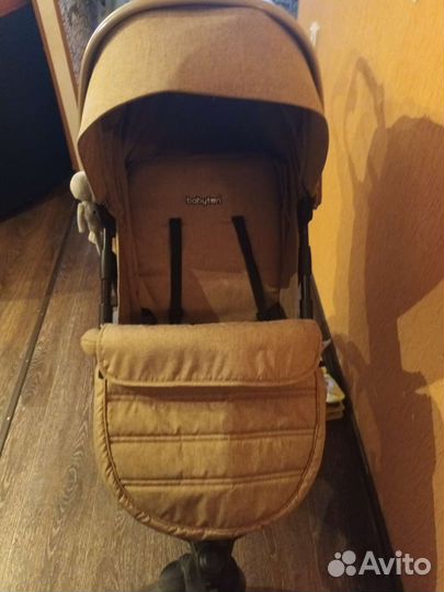 Прогулочная коляска