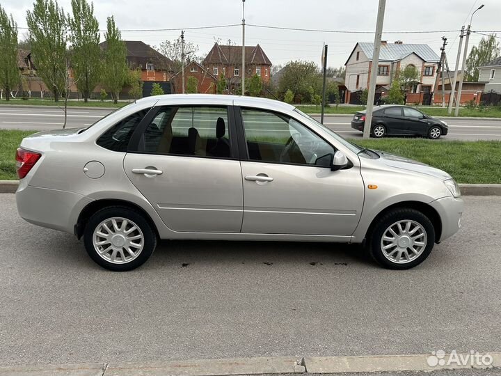 LADA Granta 1.6 AT, 2013, 122 000 км