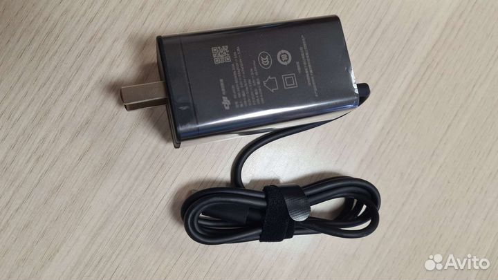 Зарядные блоки DJI Mavic 3