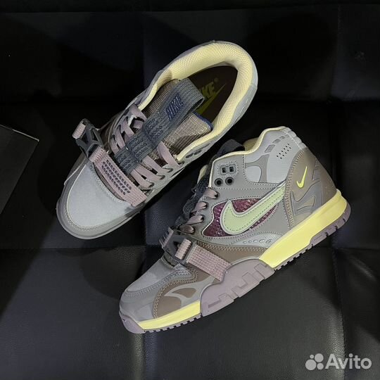 Air Trainer 1 Utility SP Light Smoke Grey