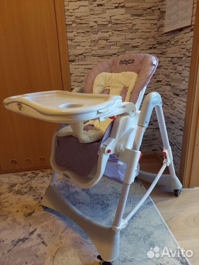 Стульчик для кормления babyton