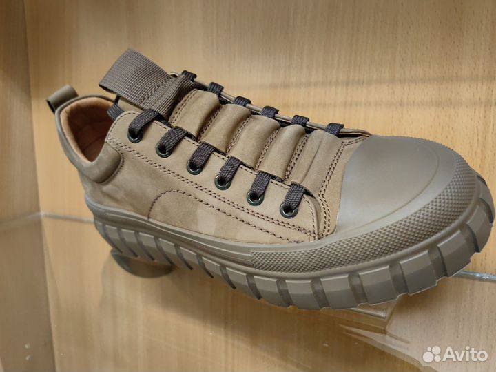 Мужские кожаные кеды