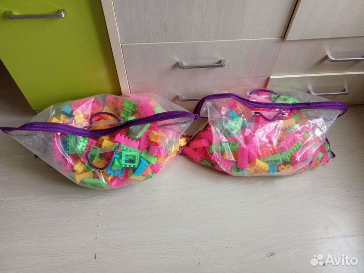 Конструктор пластиковый