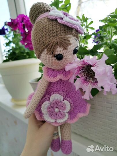 Вязаная куколка, ручная работа