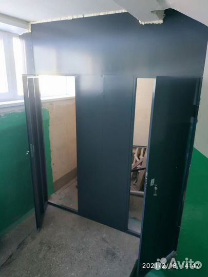 Стальная дверь-перегородка