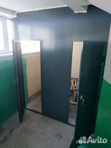 Стальная дверь-перегородка