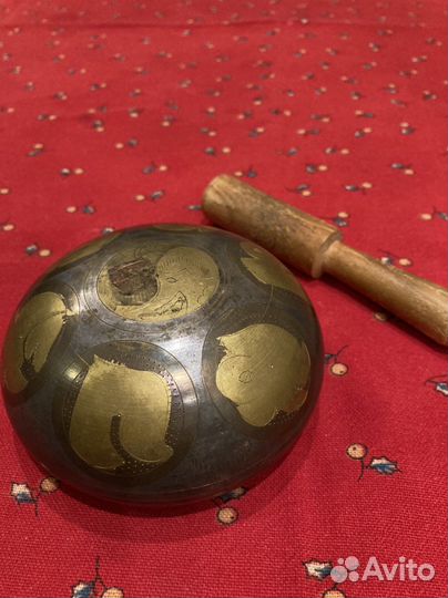 Поющая чаша