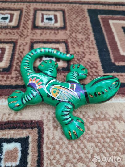 Фигурка Саламандра ручной работы новая из Мексики