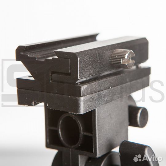 Универсальный держатель вспышки