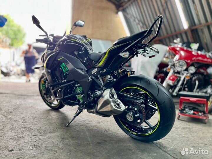 Kawasaki Z 1000 R edition