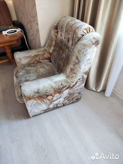 Мягкое кресло бу