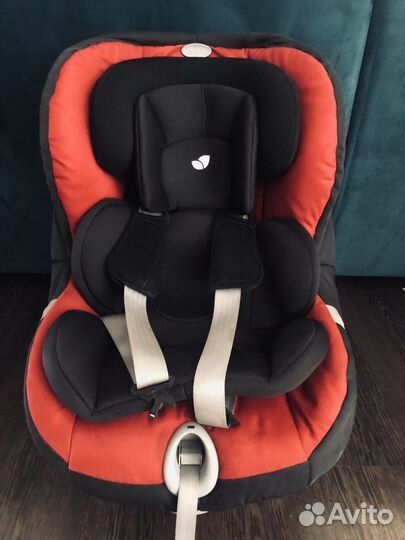 Продам автокресло Romer