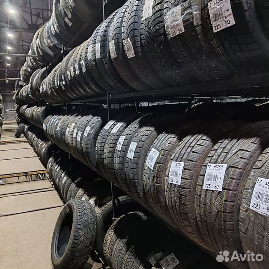 Zetum KR26 215/55 R17 94H