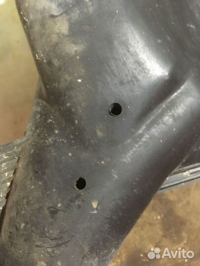 Корпус воздушного фильтра Kia Shuma