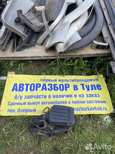 Корпус воздушного фильтра Volkswagen Golf 4