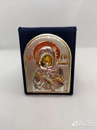 Иконы в ассортименте