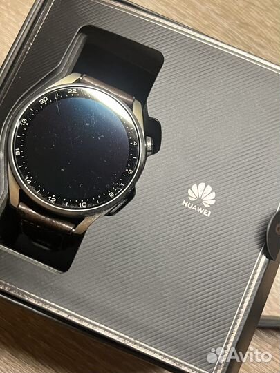 Смарт часы huawei watch 3 pro