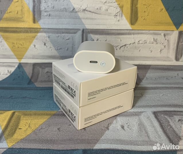 Блок питания для iPhone 20w