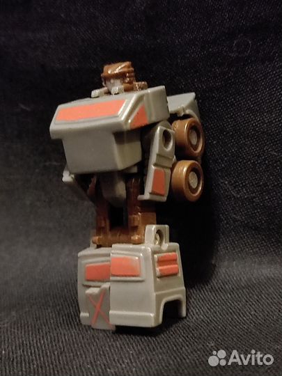 Коллекционные игрушки для ребёнка/фишки