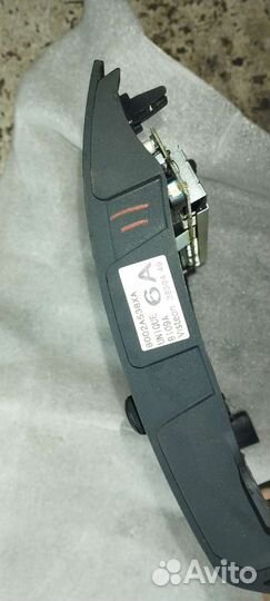 Штатное головное устройство Peugeot 4007