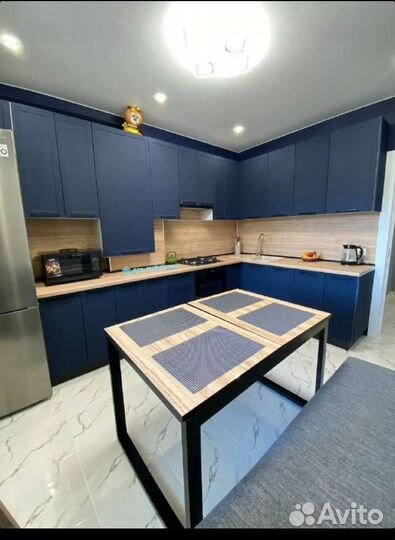 Кухня под потолок