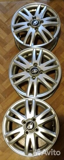 Литые диски r14, 3 шт.+4 шины