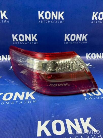 Задний левый фонарь на Тойота Камри V40
