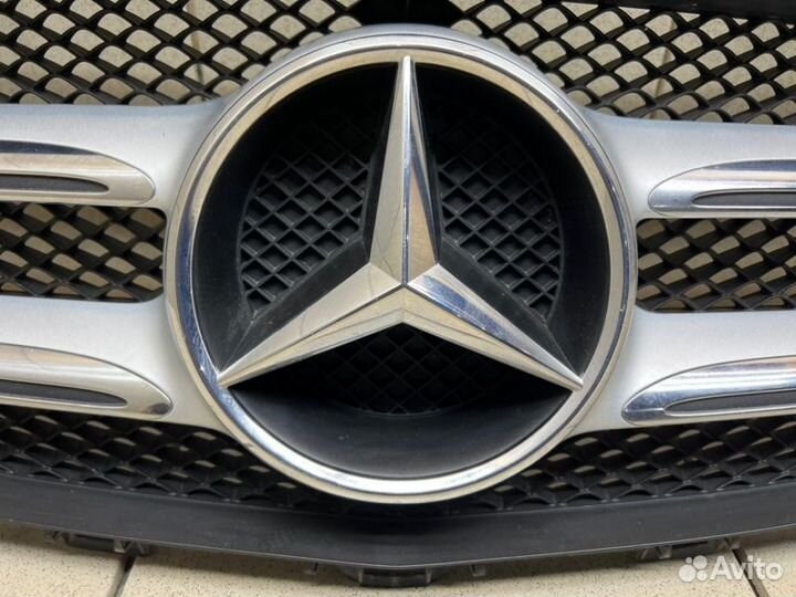 Решетка радиатора Mercedes-Benz E-Class W213 2016