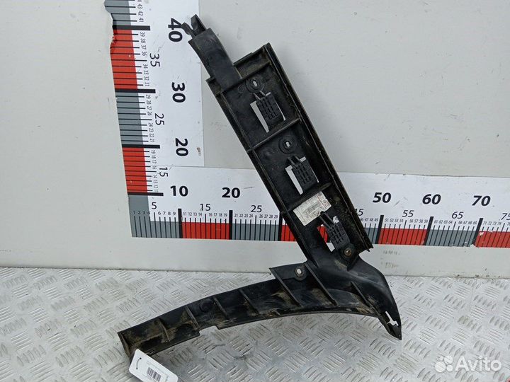 Кронштейн для Volkswagen Passat 5 GP