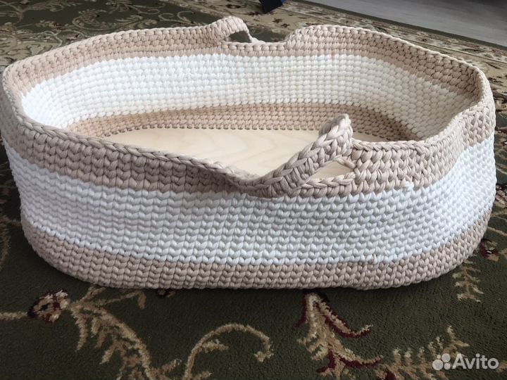 Люлька переноска вязаная