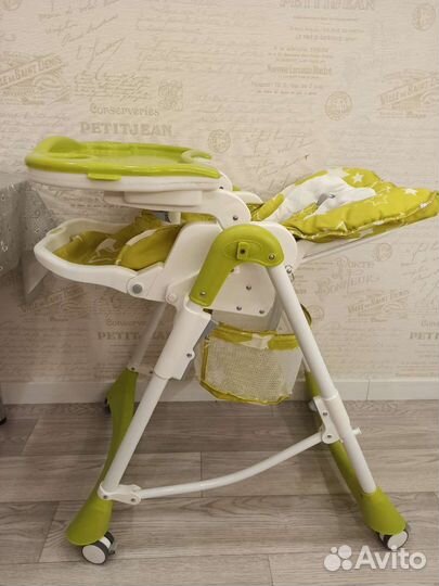 Стульчик для кормления pituso