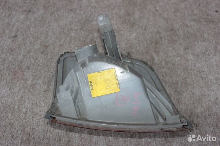 Передний правый поворотник Mercedes S-Class W140