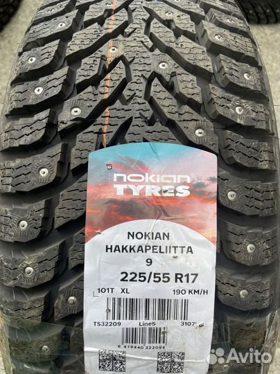 Nokian Tyres Hakkapeliitta 9 225/55 R17 101T