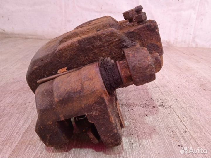 Суппорт передний правый Great Wall Sailor 1 491QE