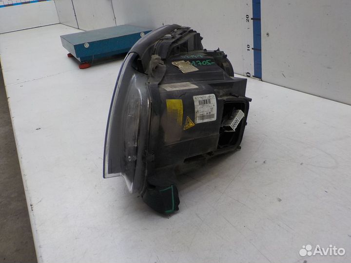 Фара правая на Mercedes-Benz GL-Class X166 A1668203559