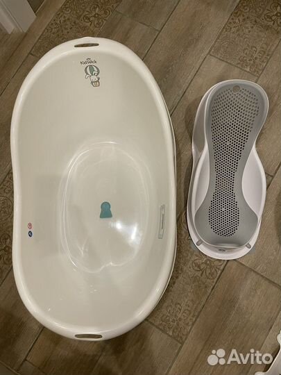 Ванночка для купания с горкой