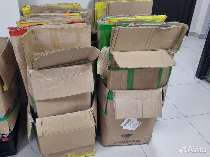 Отдам коробки
