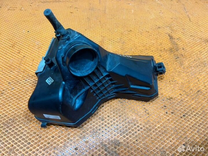 Корпус воздушного фильтра Audi A4 Iv B8 cdnk 2010
