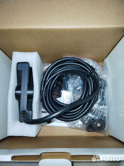 Эхолот Garmin + Panoptix LiveScope Plus с датчикам