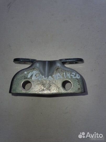 Петля двери правая задняя Hyundai Sonata 2014